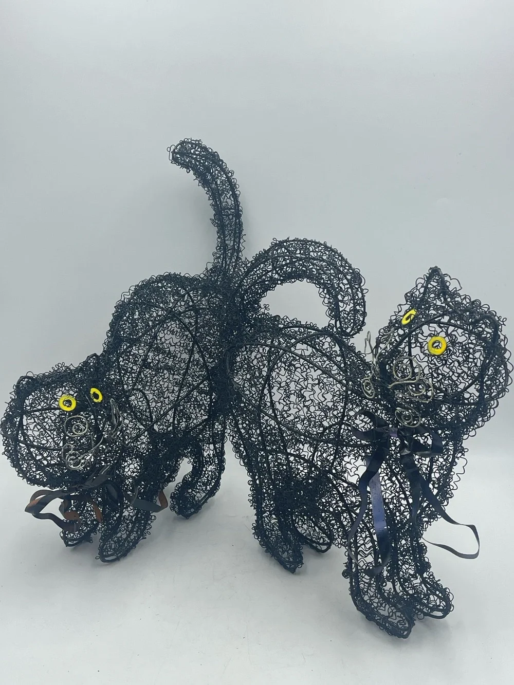 2 Primitive Black Wire Scaredy Cats: Handcrafted Gothic Halloween Folk Art Decor